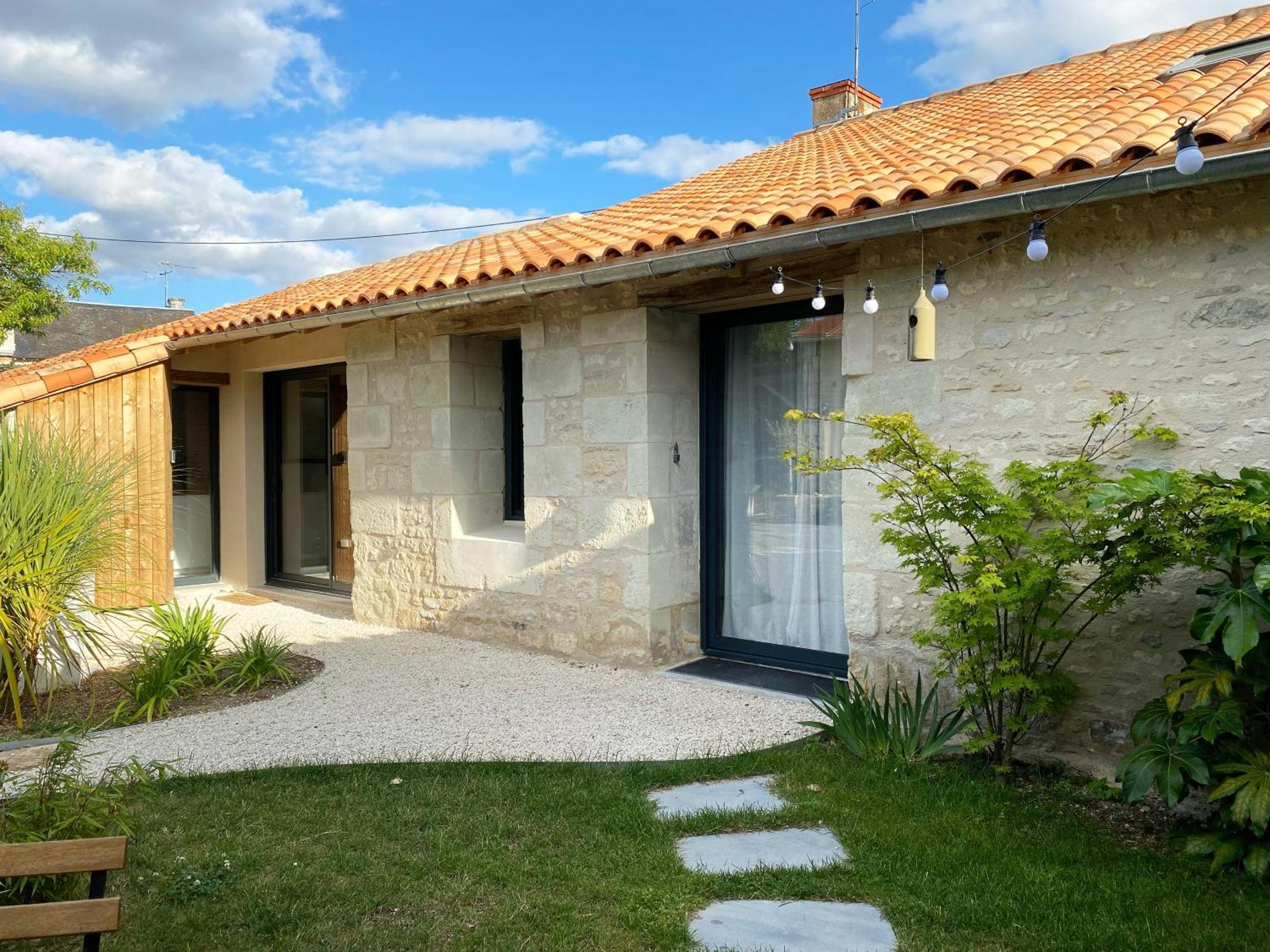 Le Lodge du Chêne, Gîte classé 3 étoiles Saint-Martin-la-Pallu Extérieur photo